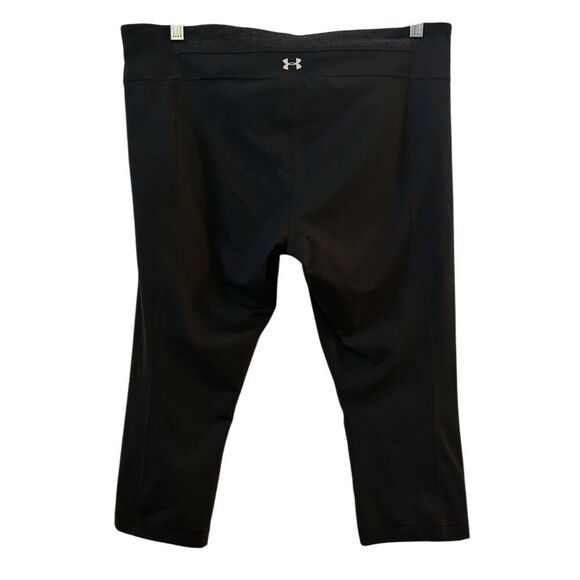 Under Armour Women's Black Capri Leggings XL Mid-Rise Gym Yoga Running - Picture 5 of 9